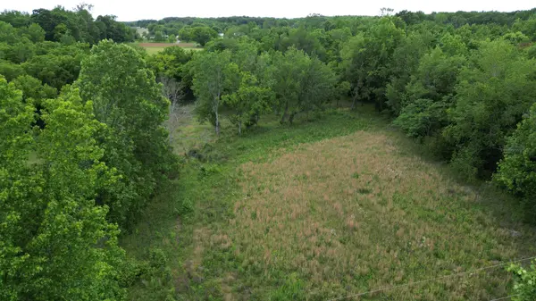 5 Poplar Ridge Ln, Chapmansboro, TN 37035