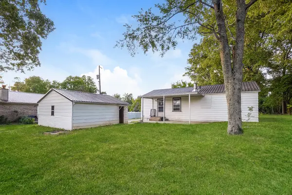 231 Foston Chapel Rd, Hopkinsville, KY 42240
