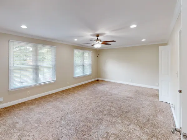 3063 Woody Ln, Clarksville, TN 37043