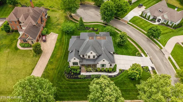 501 Lone Willow Drive, Knoxville, TN 37934