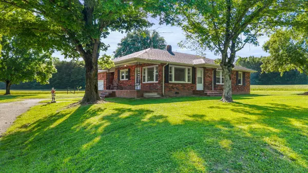 444 County Road 782, Etowah, TN 37331