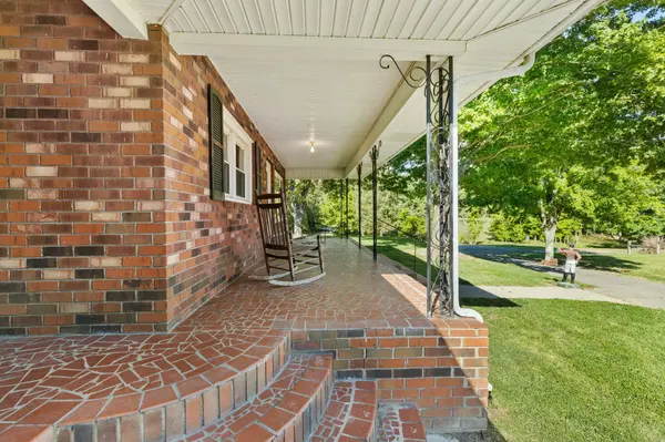 444 County Road 782, Etowah, TN 37331
