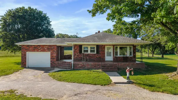 444 County Road 782, Etowah, TN 37331