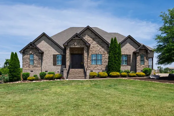1196 Liberty Ln, Gallatin, TN 37066