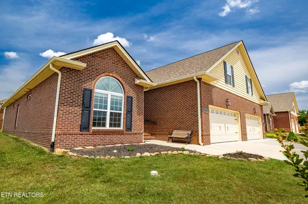 601 Mountain View Villas Way, Seymour, TN 37865