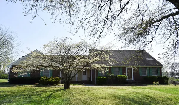 1059 Robertson Rd, Gallatin, TN 37066