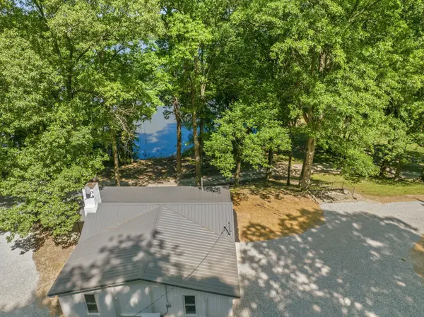 549 Little Jackson Ln, Parsons, TN 38363