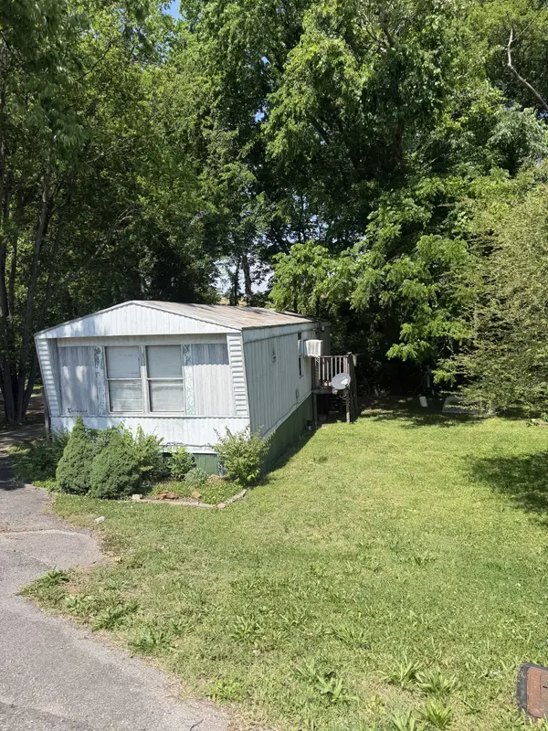 200 Dogwood Dr, Springfield, TN 37172
