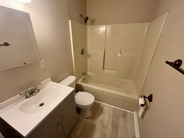 24 Maple St, Clarksville, TN 37042
