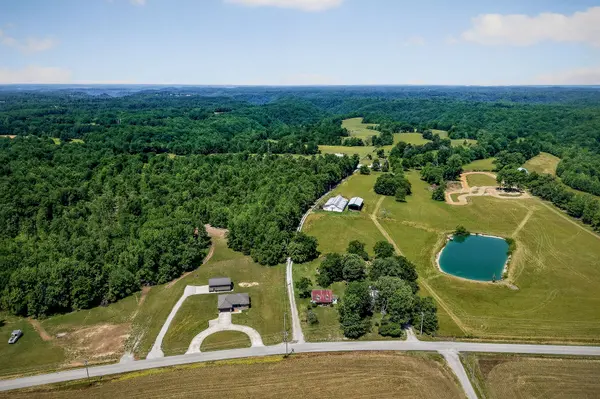 8495 Baxter Rd, Baxter, TN 38544