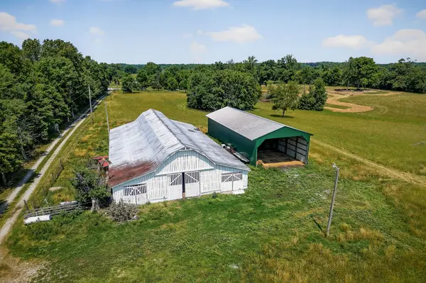 8495 Baxter Rd, Baxter, TN 38544