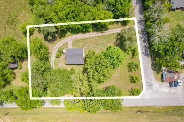 2204 Sowell Mill Pike, Columbia, TN 38401