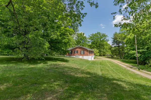 2204 Sowell Mill Pike, Columbia, TN 38401