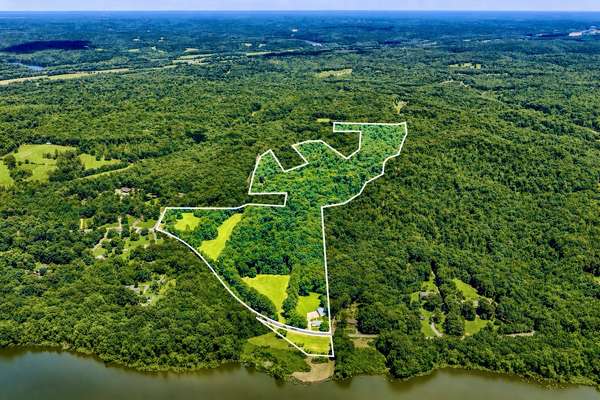 196 Wildlife Road, Dover, TN 37058