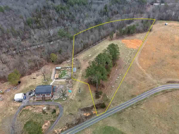 73 Athens Road, Calhoun, TN 37309
