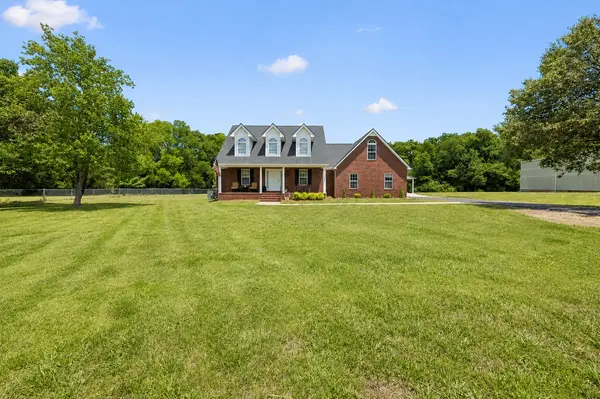 120 Callaway Ct, Murfreesboro, TN 37127