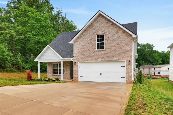 1301 Gentry Dr, Clarksville, TN 37043