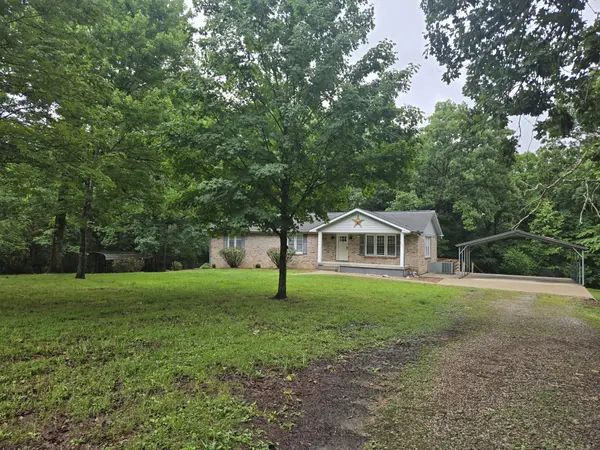 955 Dogwood Dr, New Johnsonville, TN 37134