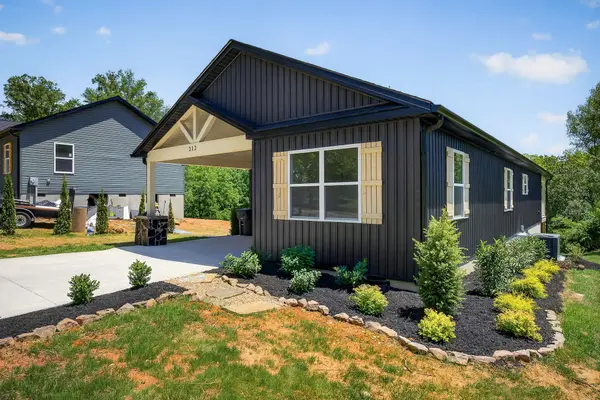 212 Twin Oaks Road, Mcminnville, TN 37110