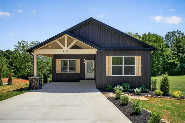 212 Twin Oaks Road, Mcminnville, TN 37110
