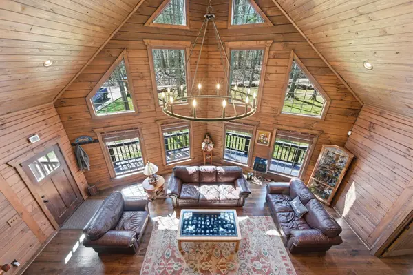1118 Carrollville Landing Rd, Clifton, TN 38425