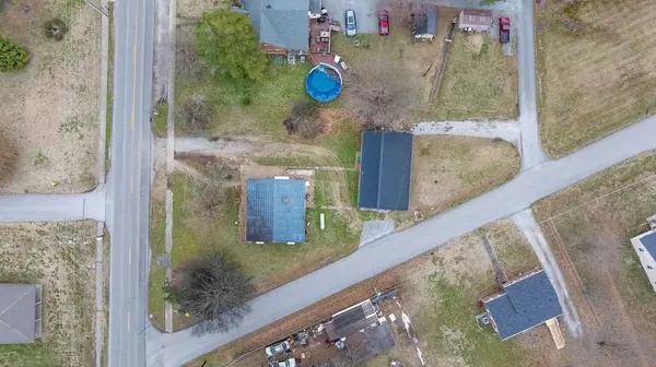439 W Park St, Guthrie, KY 42234