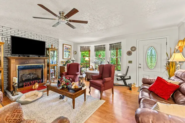 1611 Harpeth Xing, Ashland City, TN 37015