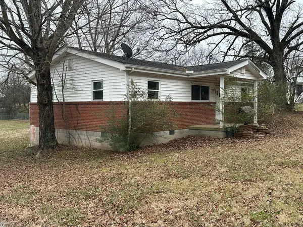 394 Moores Cir, Kingston Springs, TN 37082