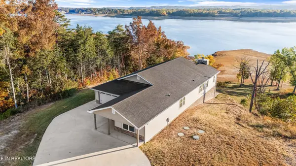 313 Sunrise Tr, Dandridge, TN 37725