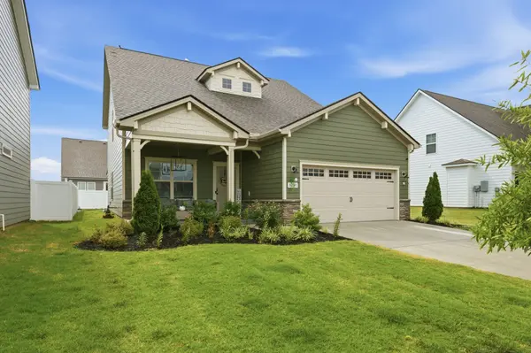 3247 Starwood Dr, Murfreesboro, TN 37129