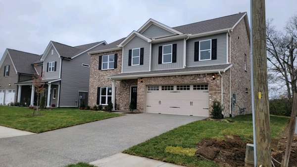 1044 Wickshire Dr, Gallatin, TN 37066