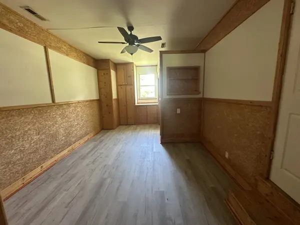 312 Plantation Dr, Clarksville, TN 37042