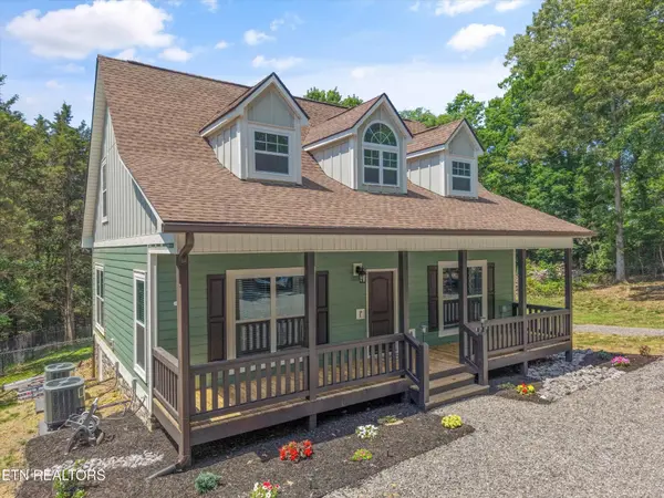 1925 Harbor Lane, Dandridge, TN 37725