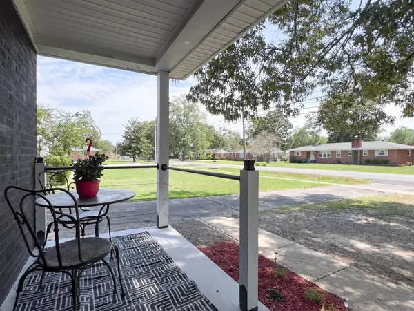 522 Stone Blvd, Tullahoma, TN 37388