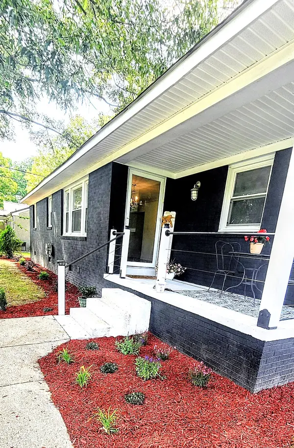 522 Stone Blvd, Tullahoma, TN 37388