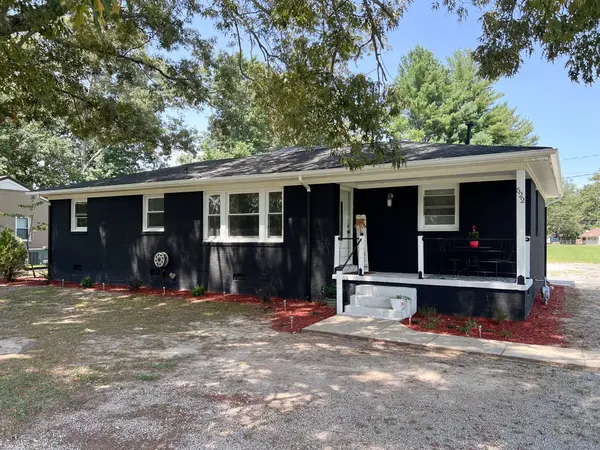 522 Stone Blvd, Tullahoma, TN 37388
