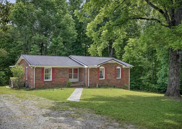 5245 Jefferson Rd, Smithville, TN 37166