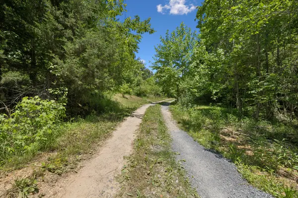 338 County Road 41, Calhoun, TN 37309