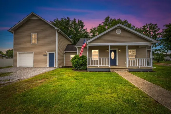 55 College St #N, Mc Ewen, TN 37101