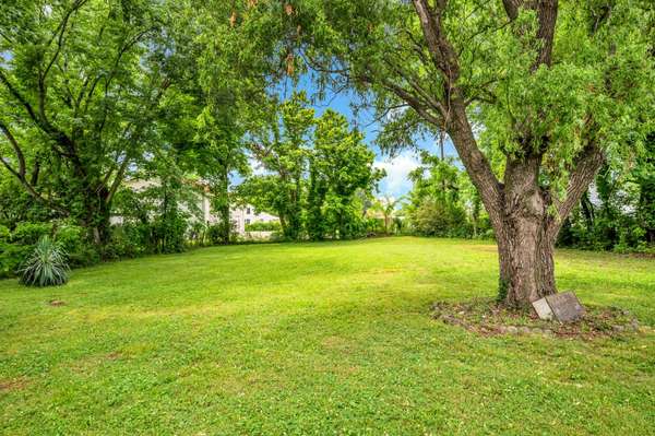 55 College St #N, Mc Ewen, TN 37101