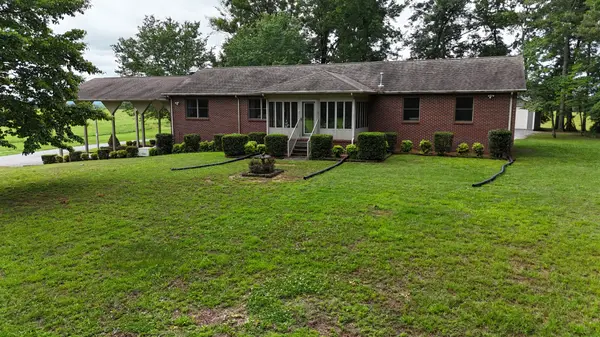 2465 Bybee Chapel Rd, Rock Island, TN 38581