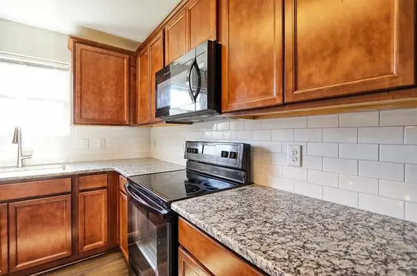 2313 Bee Hive Dr, Columbia, TN 38401