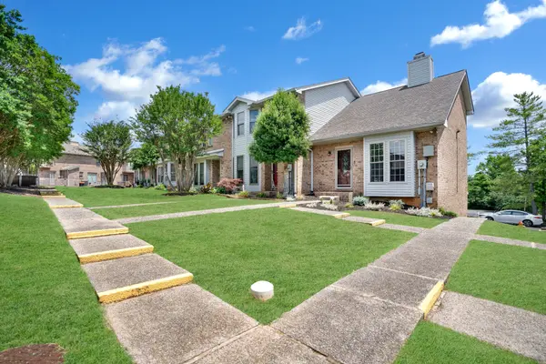 12 Magnolia Sq,  Clarksville,  TN 37043