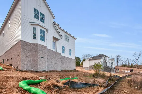 100 Lula Lane, Kingston Springs, TN 37082