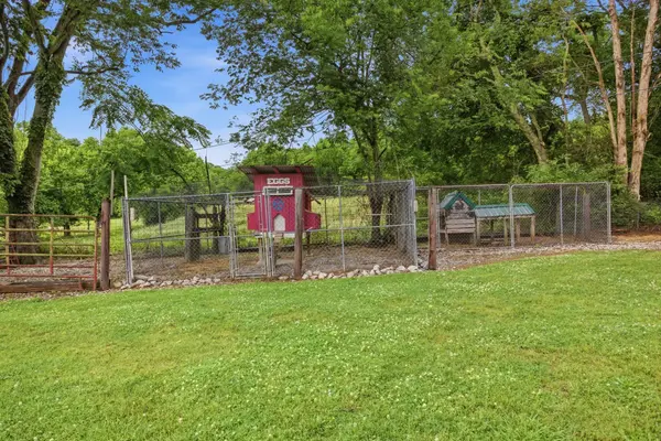 6222 Cayce Lane, Columbia, TN 38401