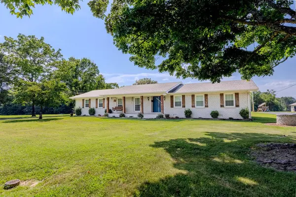 1106 S Chancery St, Mcminnville, TN 37110