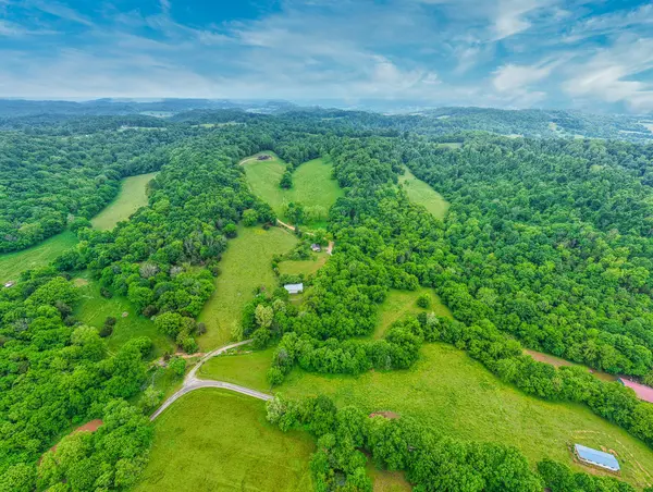 1271 Bivins Rd, Lewisburg, TN 37091