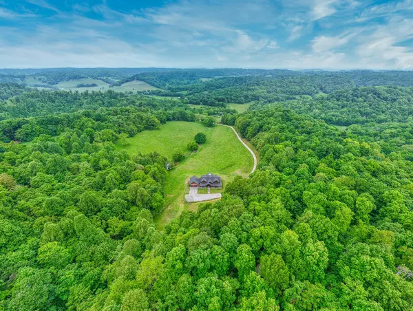 1271 Bivins Rd, Lewisburg, TN 37091