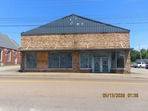 206 N Royal St, Jackson, TN 38301
