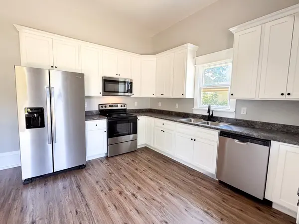 203 College St, Portland, TN 37148